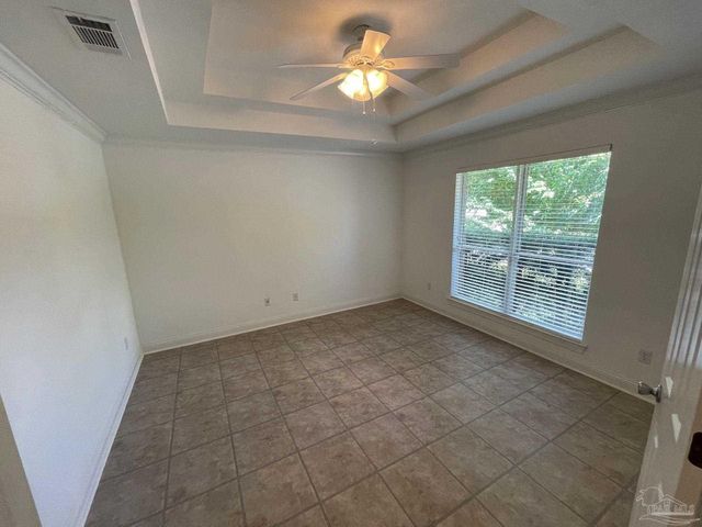 5955 Hermitage Dr, Pensacola, FL 32504