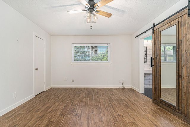 1602 Loch Lake Drive, El Lago, TX 77586