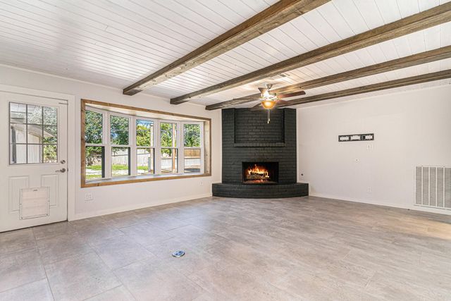 1602 Loch Lake Drive, El Lago, TX 77586