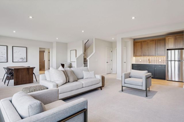 16737 47th Place N, Plymouth, MN 55446