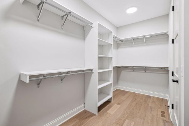 16737 47th Place N, Plymouth, MN 55446