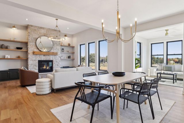 16737 47th Place N, Plymouth, MN 55446