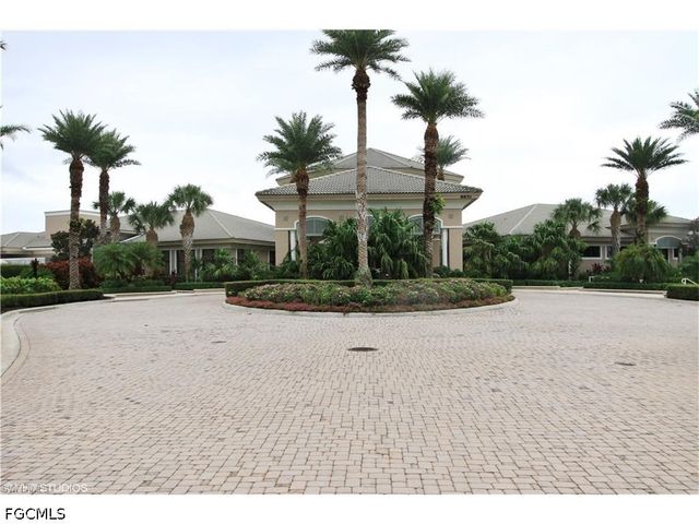 8986 Greenwich Hills WAY 201, Fort Myers, FL 33908