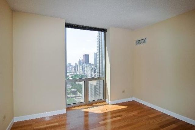 222 N Columbus Drive 2402, Chicago, IL 60601