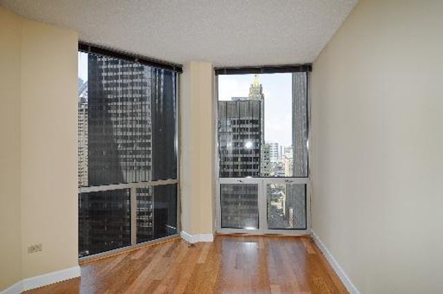 222 N Columbus Drive 2402, Chicago, IL 60601