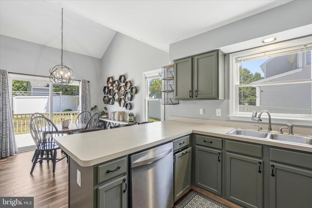 515 CORAL LANE, Manahawkin, NJ 08050
