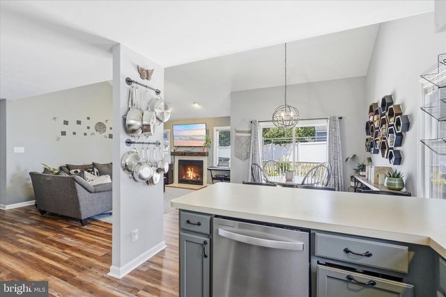 515 CORAL LANE, Manahawkin, NJ 08050