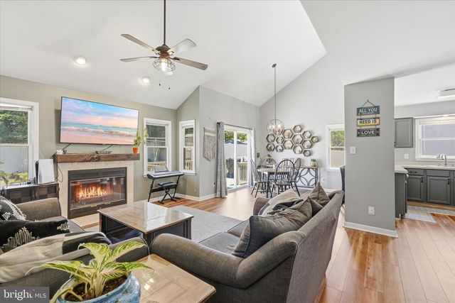 515 CORAL LANE, Manahawkin, NJ 08050