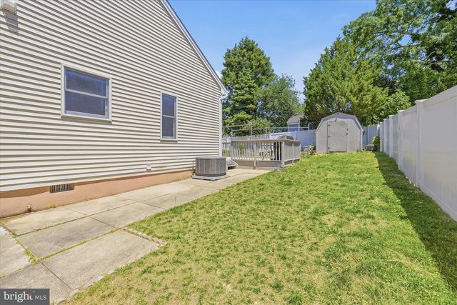 515 CORAL LANE, Manahawkin, NJ 08050
