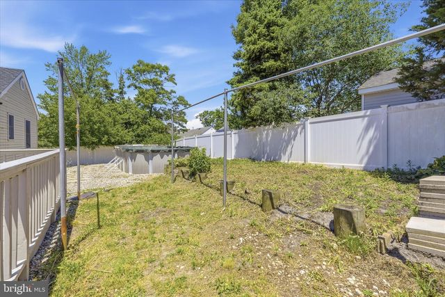 515 CORAL LANE, Manahawkin, NJ 08050