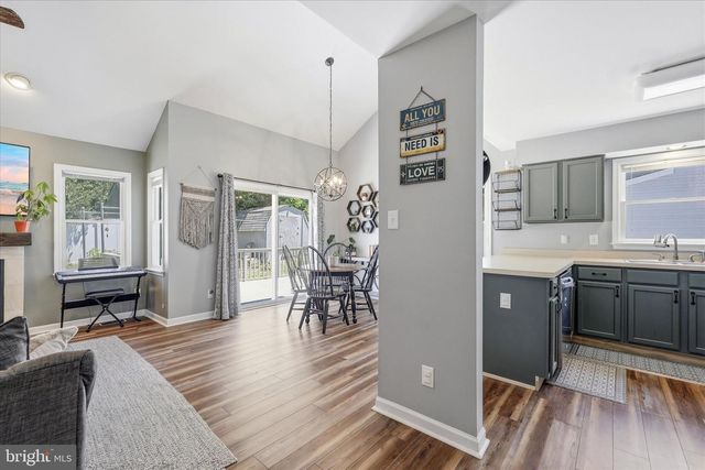 515 CORAL LANE, Manahawkin, NJ 08050