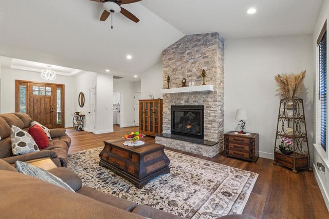 11635 Merganser Road, Klamath Falls, OR 97601