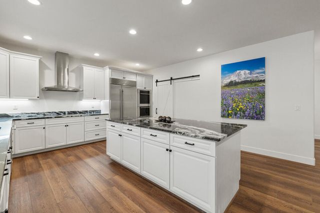 11635 Merganser Road, Klamath Falls, OR 97601