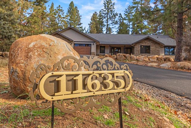 11635 Merganser Road, Klamath Falls, OR 97601