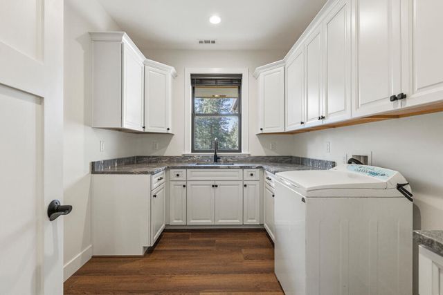 11635 Merganser Road, Klamath Falls, OR 97601