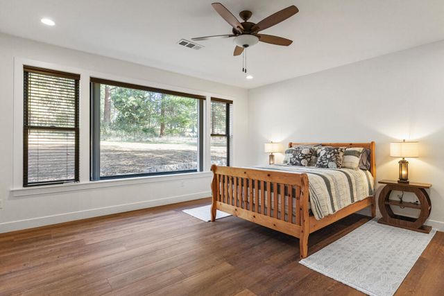 11635 Merganser Road, Klamath Falls, OR 97601