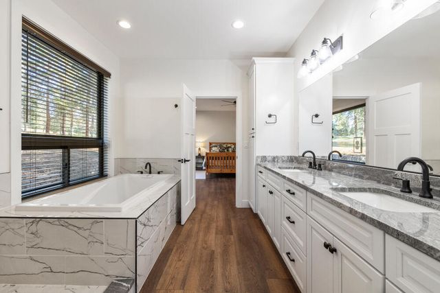 11635 Merganser Road, Klamath Falls, OR 97601