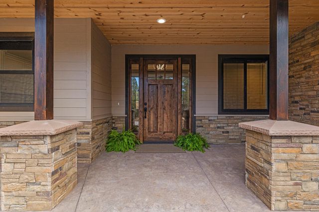 11635 Merganser Road, Klamath Falls, OR 97601