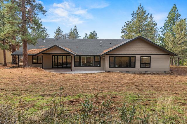 11635 Merganser Road, Klamath Falls, OR 97601