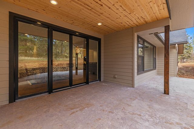 11635 Merganser Road, Klamath Falls, OR 97601