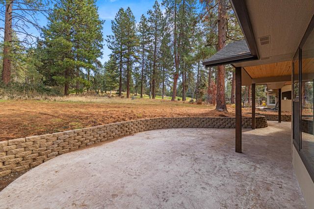 11635 Merganser Road, Klamath Falls, OR 97601