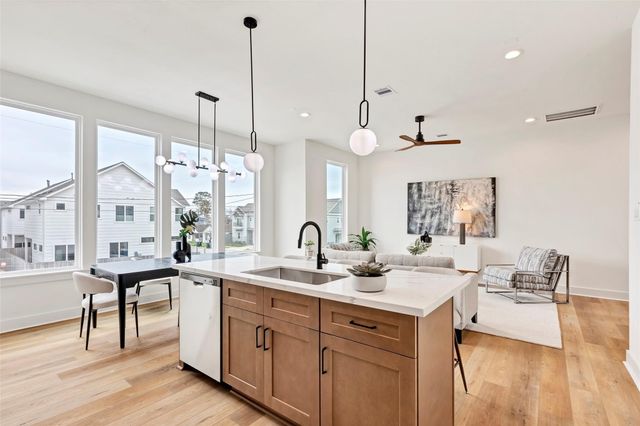 4703 Oats Street A, Houston, TX 77020