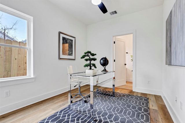 4703 Oats Street A, Houston, TX 77020