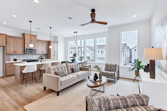 4703 Oats Street A, Houston, TX 77020