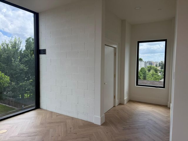1222 Winter Street, Houston, TX 77007