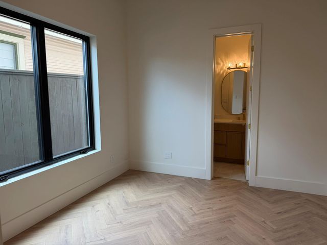 1222 Winter Street, Houston, TX 77007