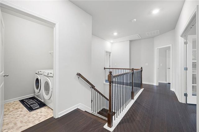 7043 Lancaster Crossing, Flowery Branch, GA 30542