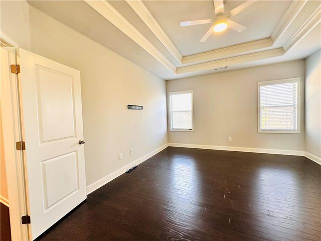 7043 Lancaster Crossing, Flowery Branch, GA 30542