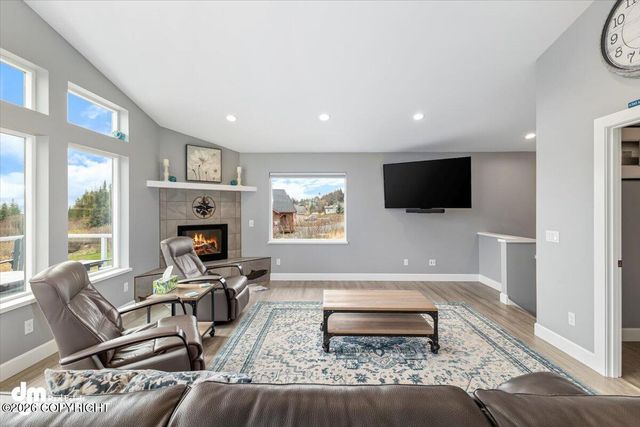 885 Soundview Avenue, Homer, AK 99603