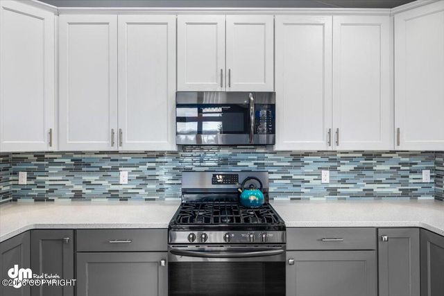 885 Soundview Avenue, Homer, AK 99603