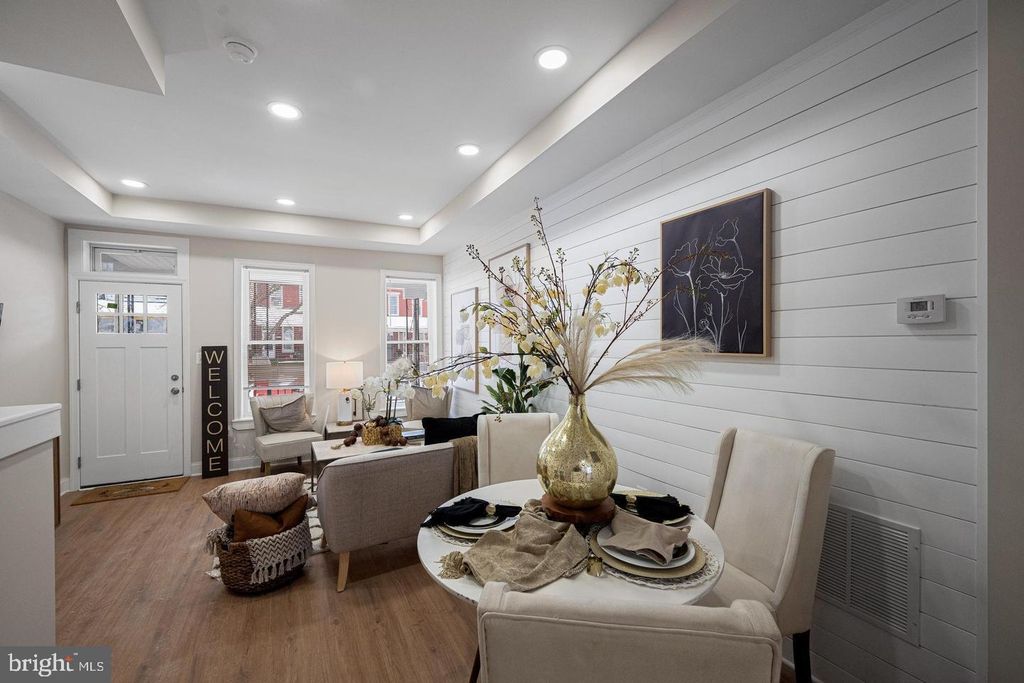Image 4 of property listing at 2326 SIDNEY AVE, Baltimore, MD 21230