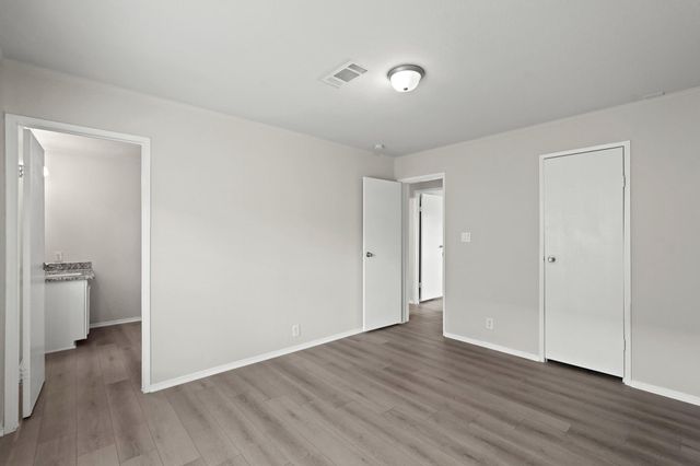 11703 Greenglen Drive, Houston, TX 77044