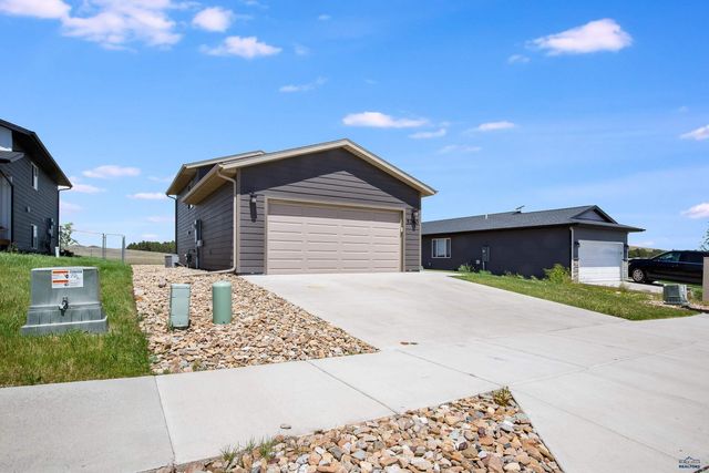 5240 COAL BANK DR, Rapid City, SD 57701