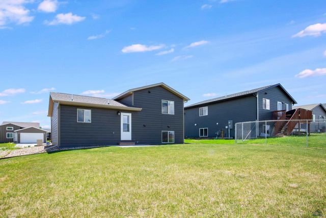 5240 COAL BANK DR, Rapid City, SD 57701