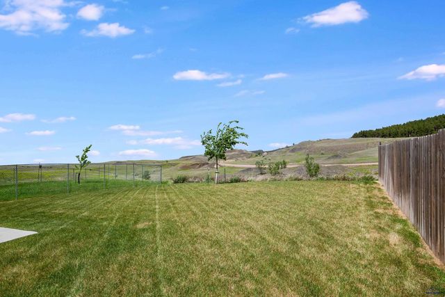 5240 COAL BANK DR, Rapid City, SD 57701