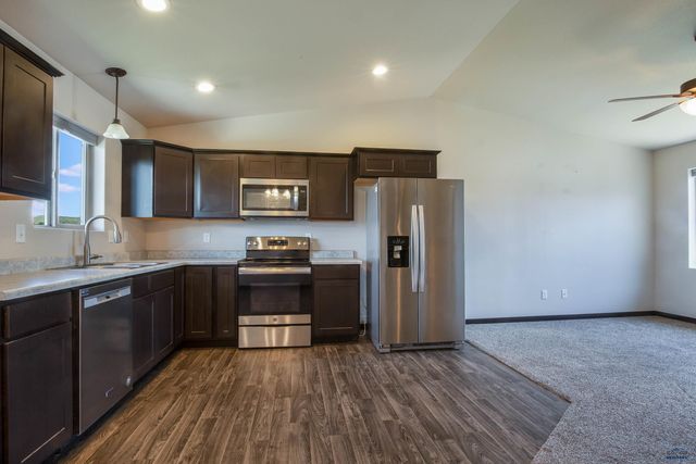 5240 COAL BANK DR, Rapid City, SD 57701
