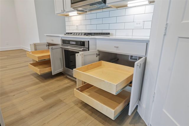 622 Paisley Harbor Court, Conroe, TX 77304