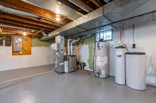 1015 7th Avenue SE, Rochester, MN 55904