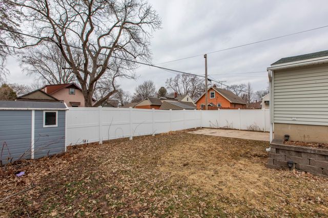 1015 7th Avenue SE, Rochester, MN 55904