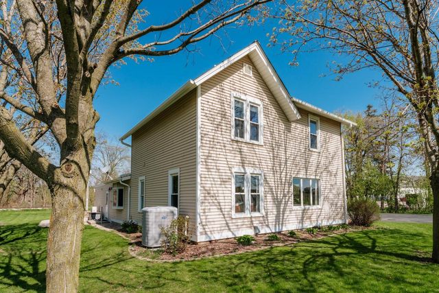 N9619 County Road ES, Mukwonago, WI 53149