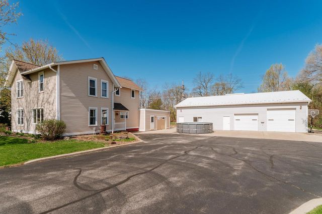 N9619 County Road ES, Mukwonago, WI 53149