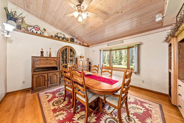N9619 County Road ES, Mukwonago, WI 53149