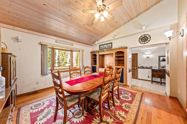 N9619 County Road ES, Mukwonago, WI 53149