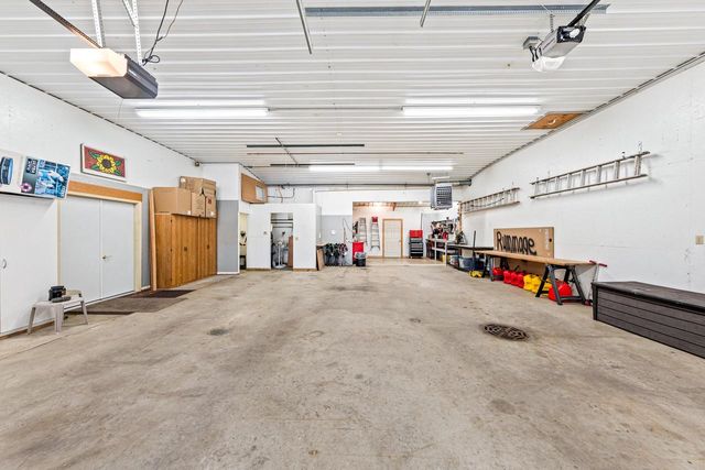 N9619 County Road ES, Mukwonago, WI 53149
