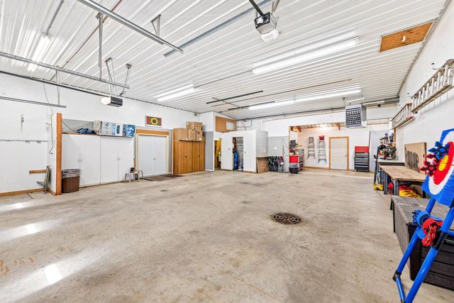 N9619 County Road ES, Mukwonago, WI 53149