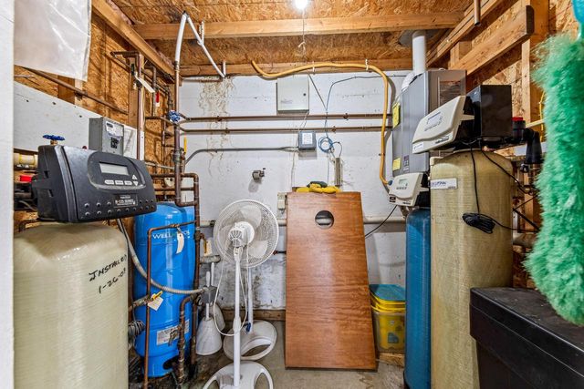 N9619 County Road ES, Mukwonago, WI 53149